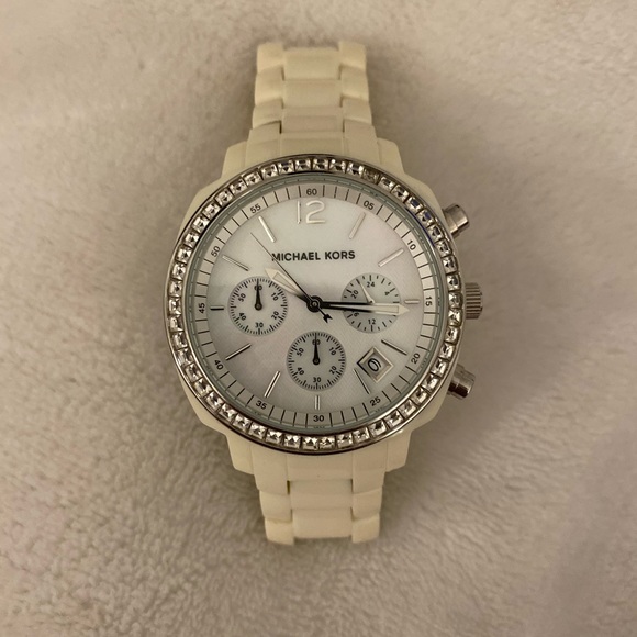 Michael Kors Accessories - Authentic Michael Kors watch!